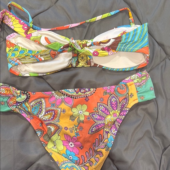 Colorful Strapless Bikini Set - Picture 3 of 3